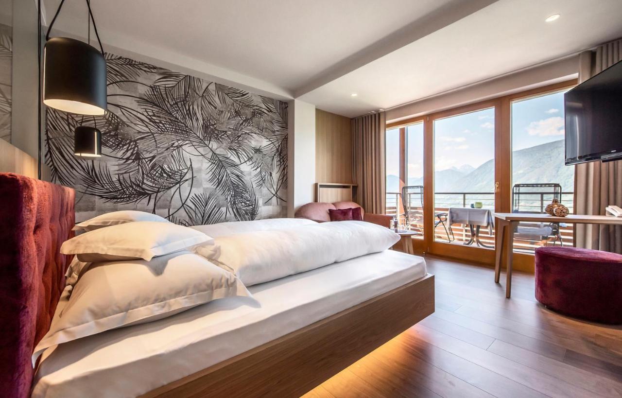 Marini'S Giardino Hotel Тироло Экстерьер фото