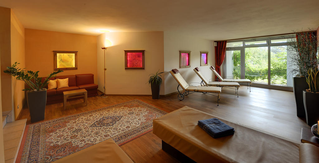Marini'S Giardino Hotel Тироло Экстерьер фото